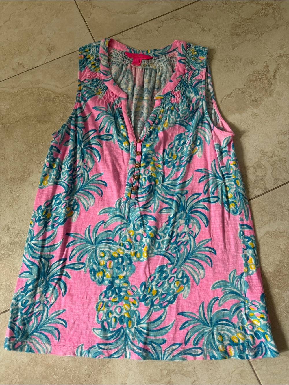 Lilly Pulitzer Sleeveless Pineapple Print Tank Top - women’s small